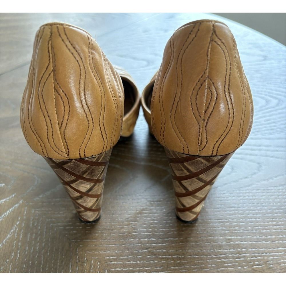 Schuler & Sons Philadelphia Tan Quilted Leather dOrsay Pumps Heels Size 9.5B